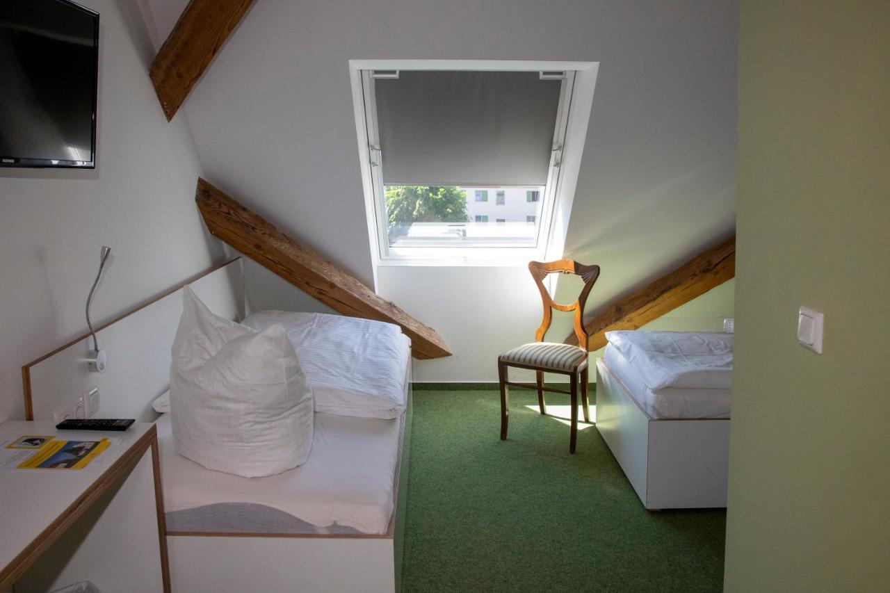 Gaestehaus Reckahn Der Rochow Akademie ภายนอก รูปภาพ